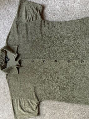 Missguided Green Terry Cloth Short Sleeve Button Up Shirt in a Women's Size 4